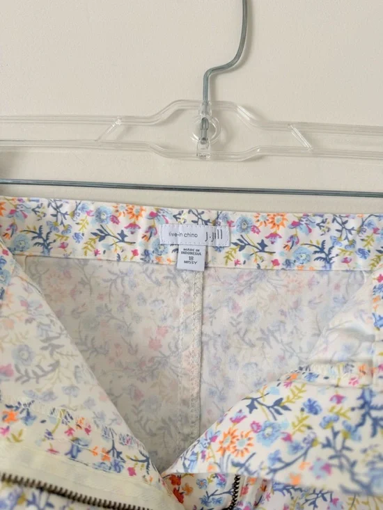 J. Jill Floral Print White Mini Skirt Size 18 Live-in Chino Spring Cotton Garden - Picture 3 of 10